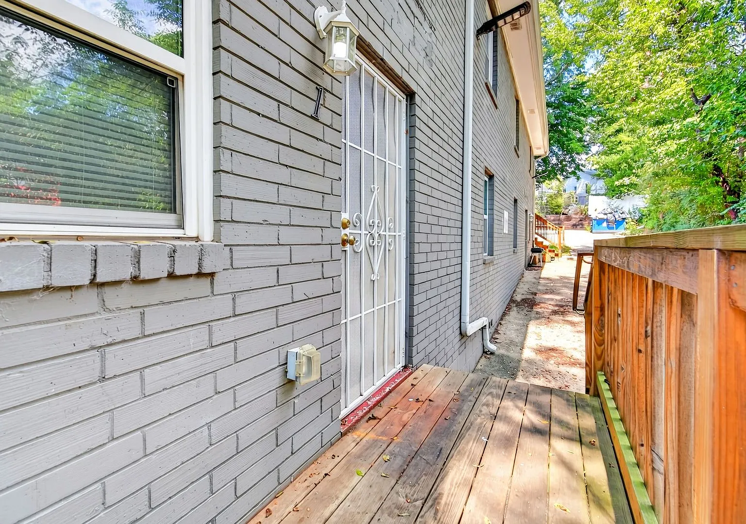 199 Troy — Photo 1