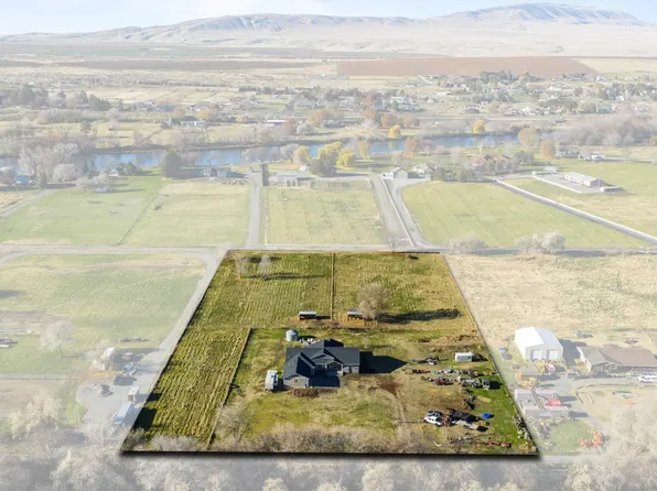 97306 N Snively Rd, West Richland, WA 99353