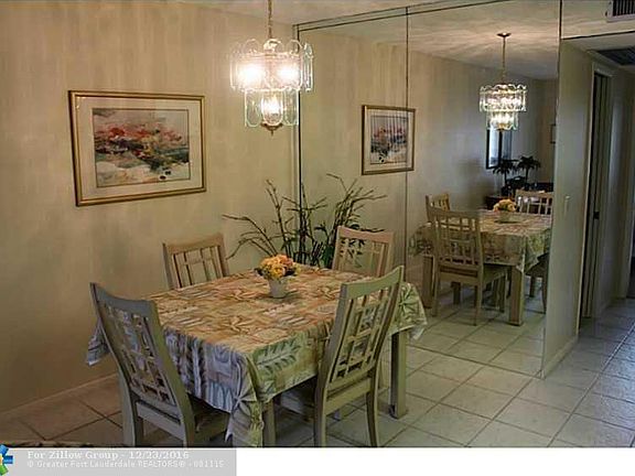 4th image of 229 Grantham Cir #B
