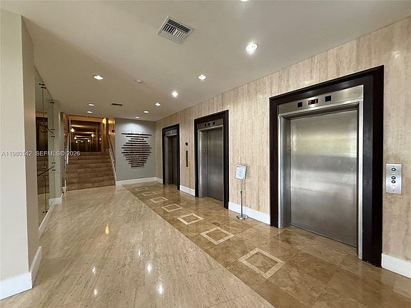 5th image of 7441 Wayne Ave APT 9C