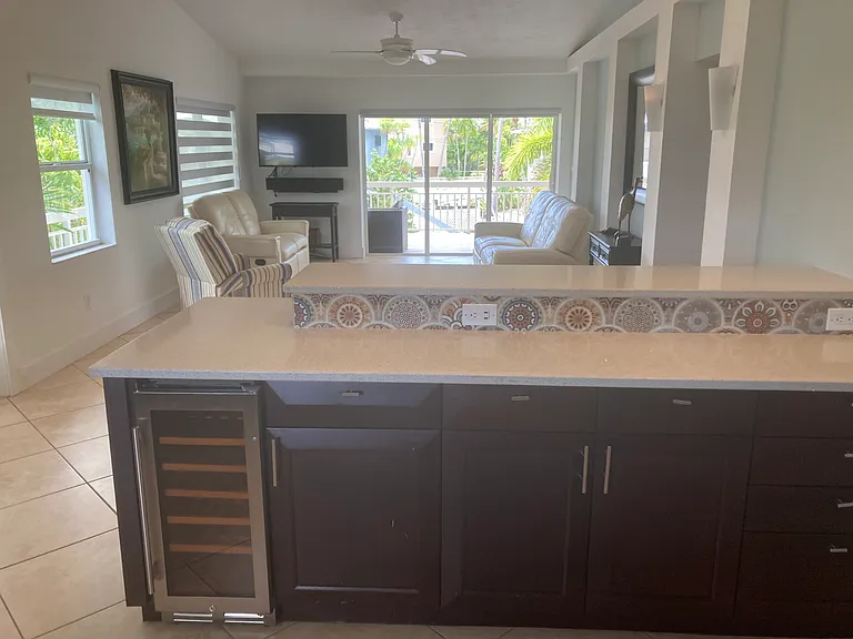 115 Harbor Ln — Photo 33