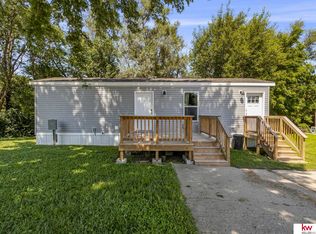 11234 Whitmore Ct #555, Omaha, NE 68142