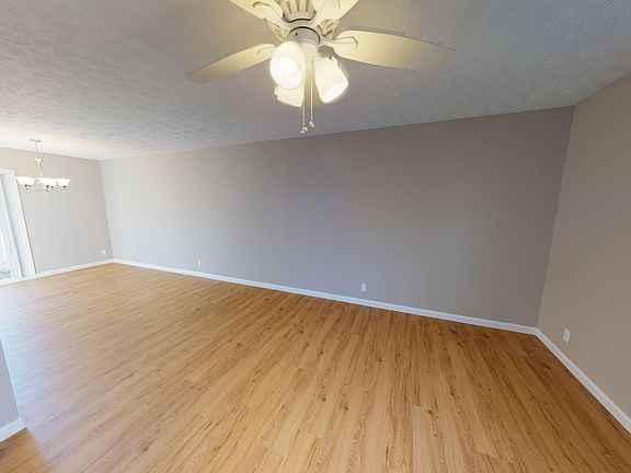 4th image of 2708 Bridalwood Dr APT G