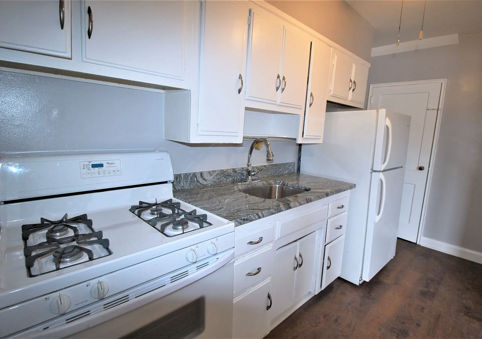 Must See Renovated 2 Bd House - Accepting Vouchers — Photo 4