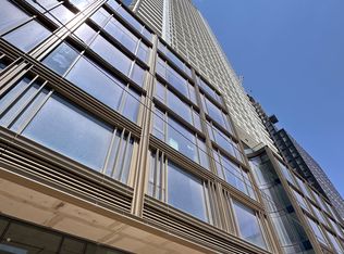 88 Queen St E #1709, Toronto, ON M5C 0B6