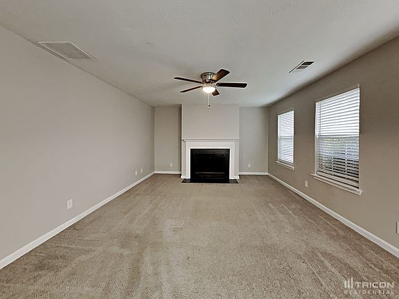 2nd image of 1030 Riverclift Dr