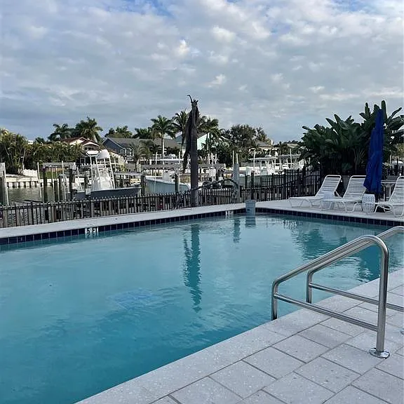 745 Pinellas Bayway S #105 — Photo 30