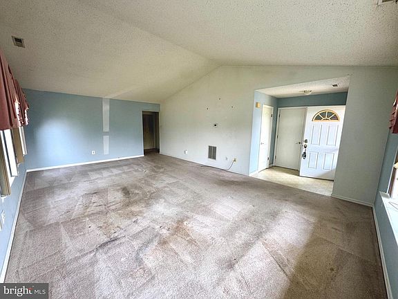 2nd image of 574 Barbados Dr