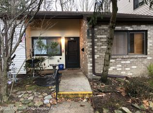 91 Arrowood Rd UNIT A, Manalapan, NJ 07726