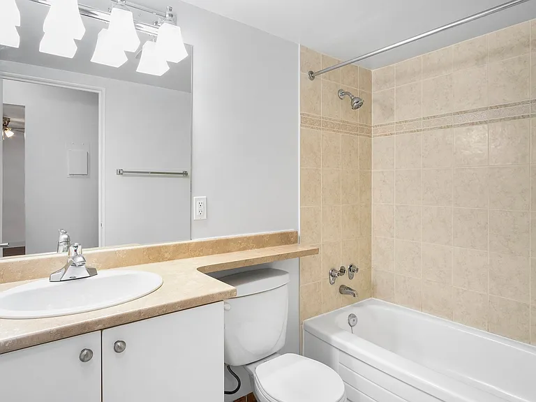 4390 Grange St — Photo 10