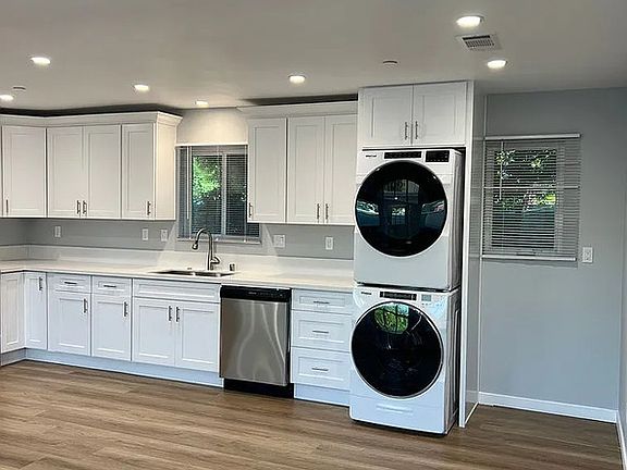 3rd image of 2205 Conquista Ave #2204