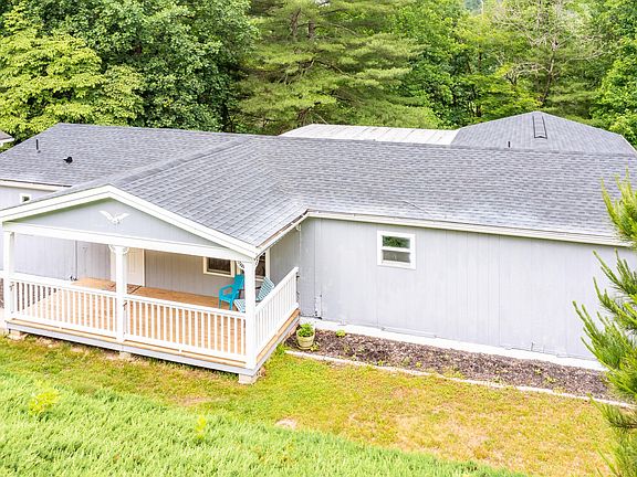 4th image of 109 Bluewater Ct