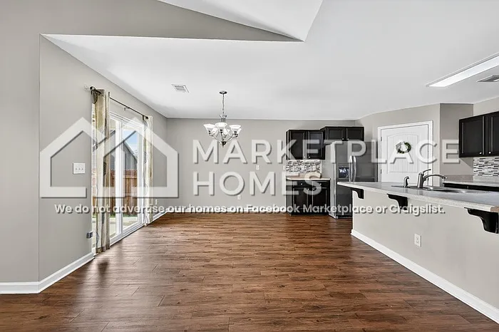 2758 Lily Cir — Photo 6