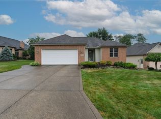 592 Sonora Dr, Barberton, OH