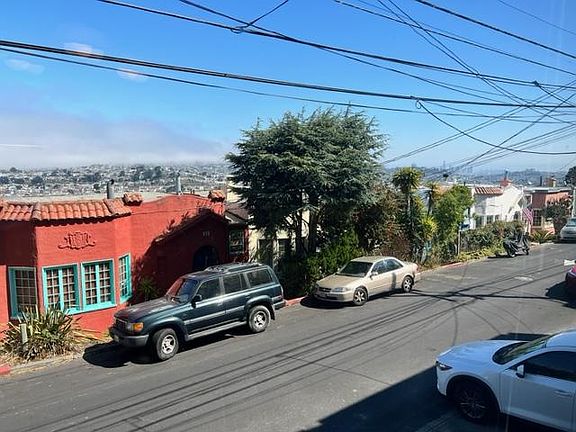 4th image of 767 Templeton Ave #767