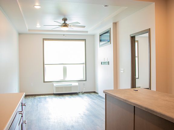 3rd image of 2460 Golf Rd #205