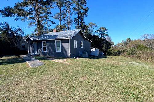 613 McArthur Blvd Photo 1