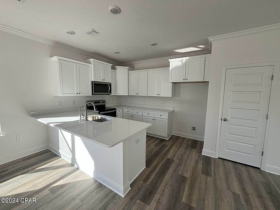 4th image of 21809 Kelly Pines Pl