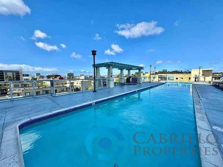 850 Beech St #504 — Photo 36