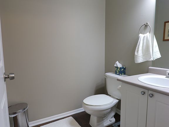 1/2 bath