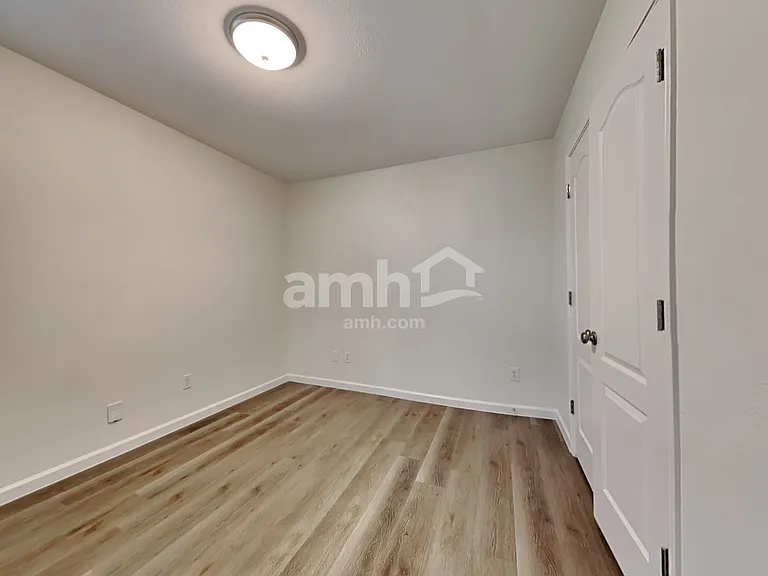 347 Tioga Dr — Photo 16