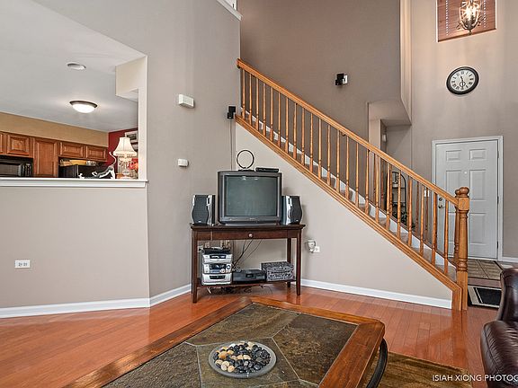 5th image of 518 Mallard Ln #E