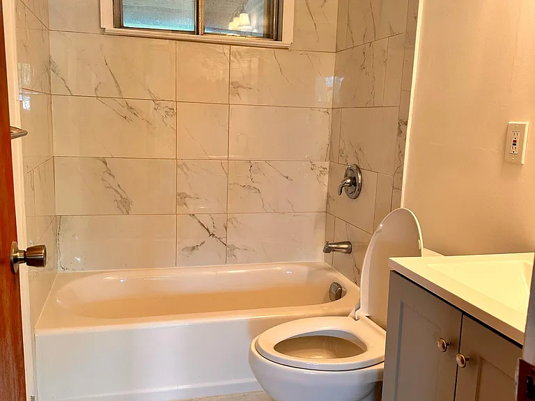1600 Afton Dr — Photo 19