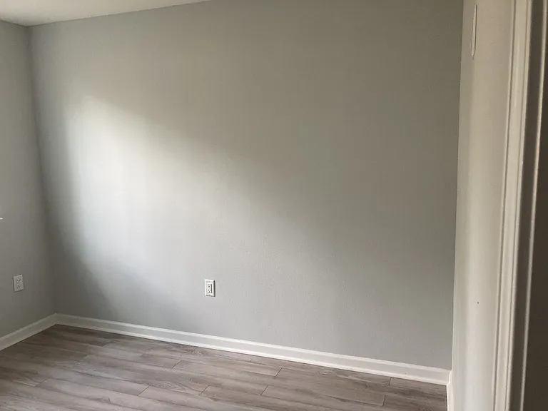 719 Cypress Dr — Photo 31