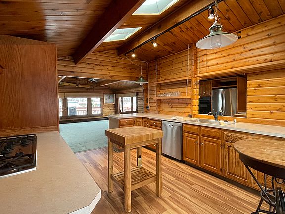2nd image of 4815 White Birch Ln #1
