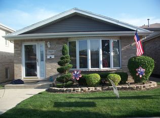 7021 W 64th Pl, Chicago, IL 60638