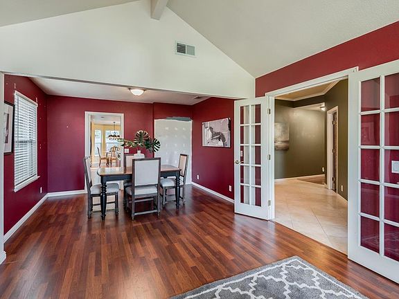 5th image of 2640 Prestwick Dr