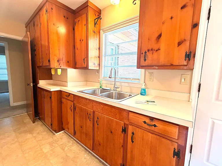 639A Windermere Blvd — Photo 9