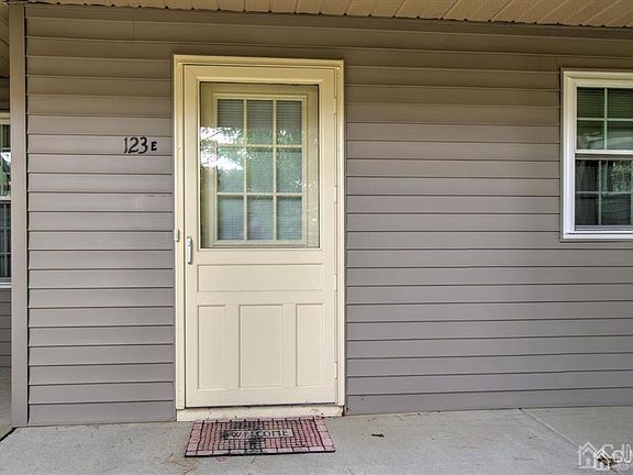 3rd image of 123 Concordia Cir #E