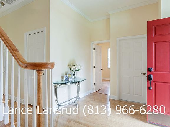 4th image of 3904 W Horatio St