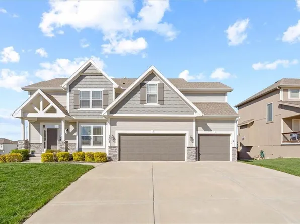 7902 NE 100th St, Kansas City, MO 64157