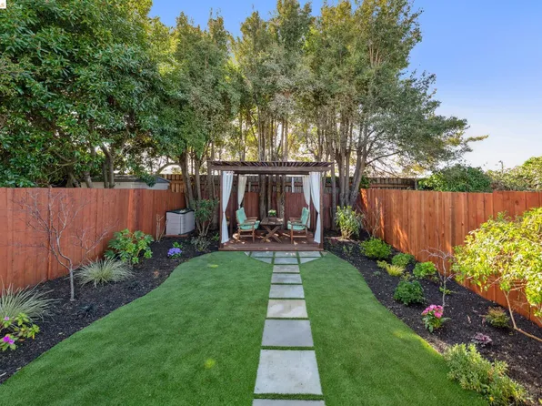 213 Behrens St, El Cerrito, CA 94530