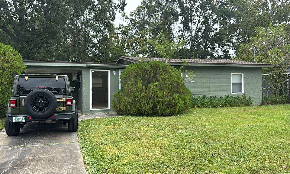 1st image of 5327 Baycrest Rd