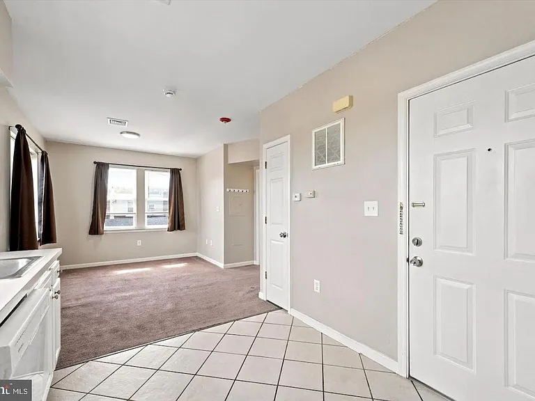 200 Wanamaker Ave #2 — Photo 7