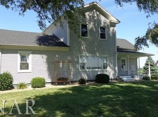 5728 N 2850 East Rd, Le Roy, IL 61752