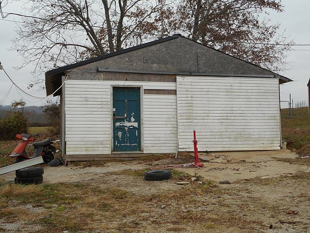 2nd image of 241 W Ky 10