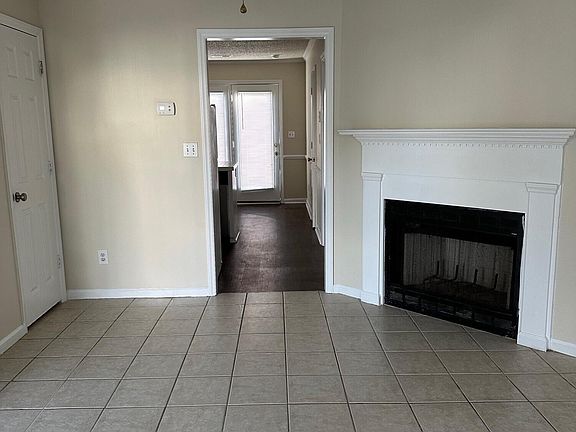 3rd image of 3820 Sterling Pointe Dr Unit K7