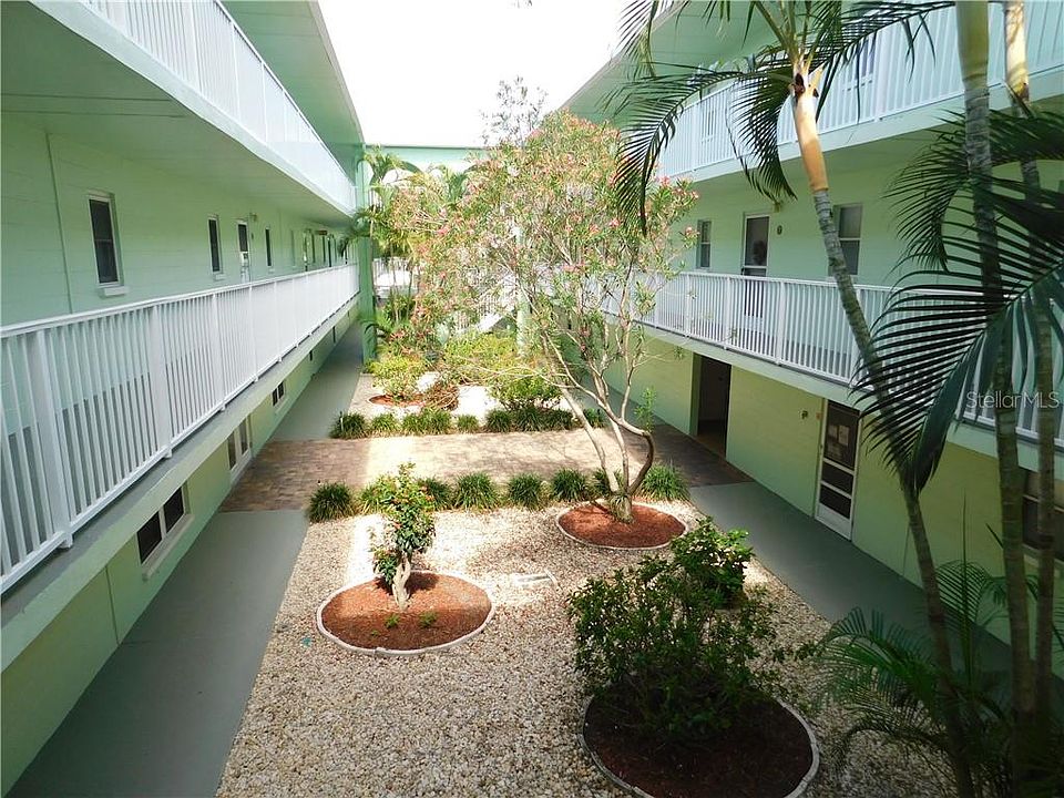 1st image of 464 N Paula Dr APT 302