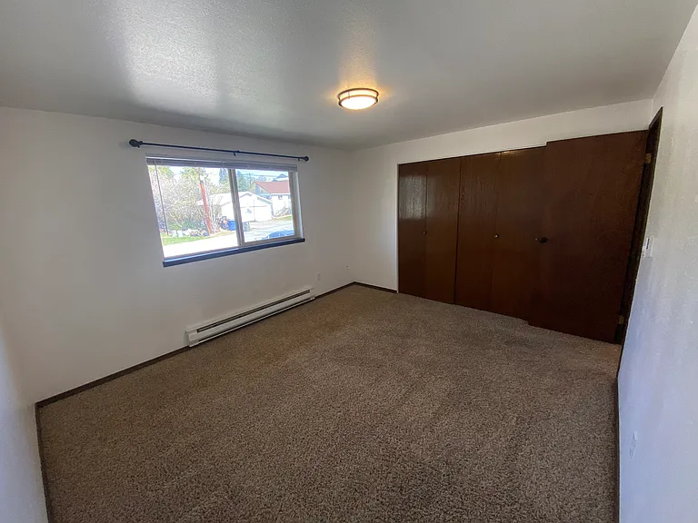 306 Leslie Way #A — Photo 11