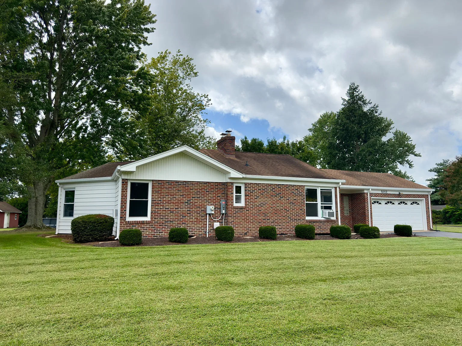 3 bed, 1449 sqft, $2,400 — Photo 3
