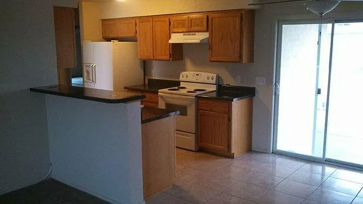 8833 E 38th Pl — Photo 7
