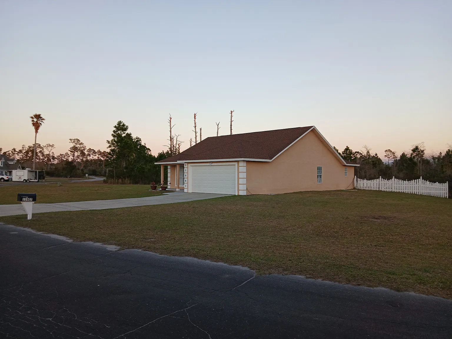 3 bed, 1496 sqft, $1,975 — Photo 4