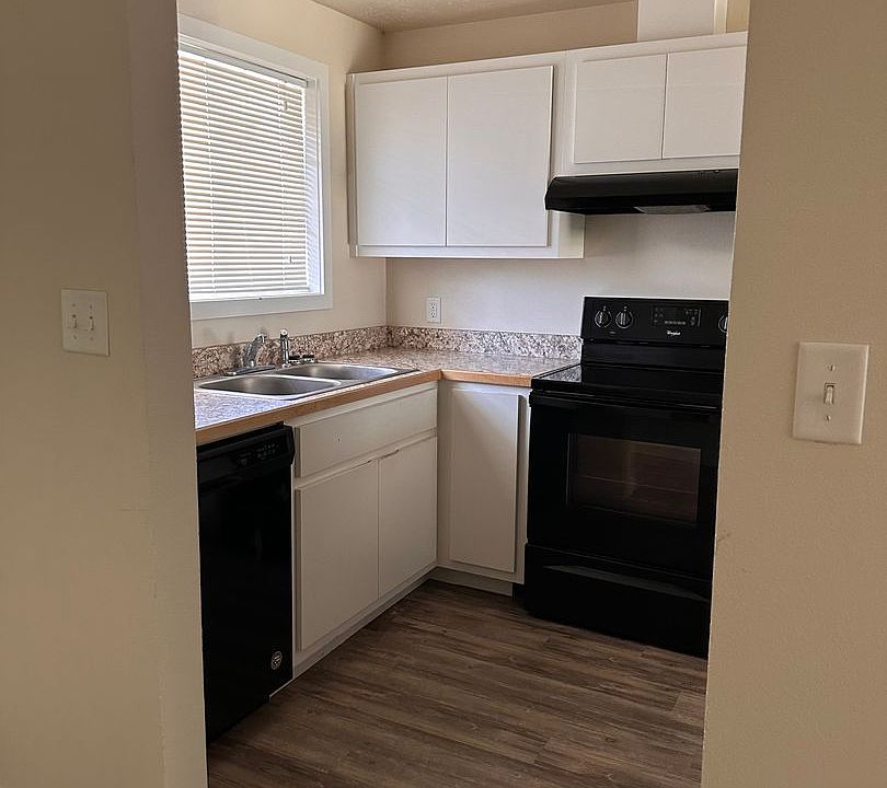 164 Fairmont Cottages 525 & 555 NW 9th St Prineville, OR Zillow