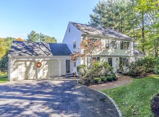 130 Westgate Rd, Wellesley, MA 02481