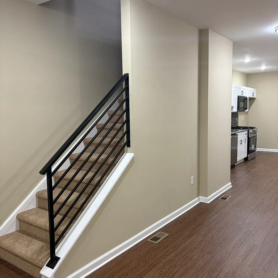 3 bed, 1.5 bath, 1500 sqft, $2,100 — Photo 4