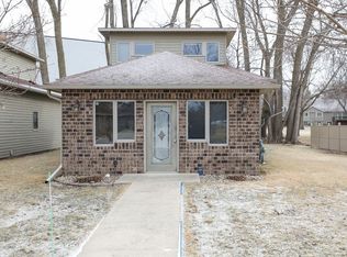 342 Benit Dr Unit 14, Arnolds Park, IA 51331